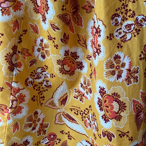 Loft Outlet Floral Smocked Short Sleeve Top - Picture 6 of 10